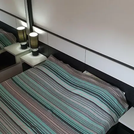 Attic Apartmán Năvodari